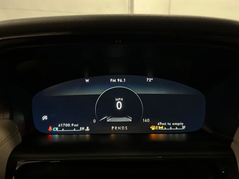 Used 2021 Lincoln Nautilus Reserve image 13