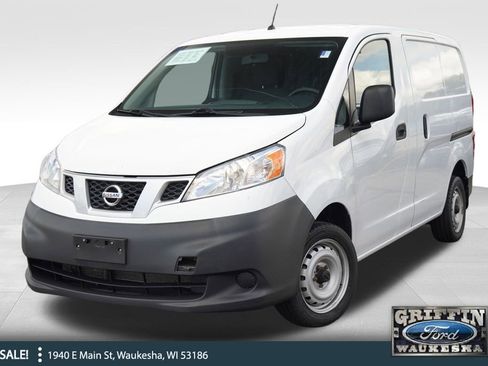 Used 2015 Nissan NV200 SV w/ Back Door Glass Package image 1
