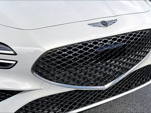 Used 2024 Genesis G70 2.5T w/ Sport Prestige Package image 28