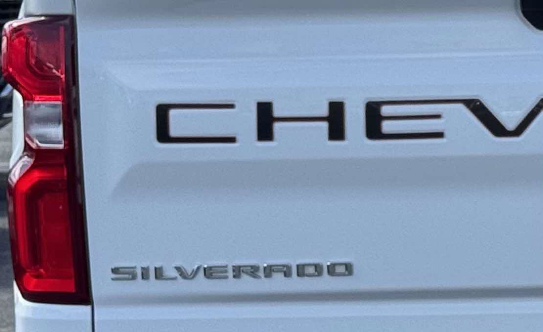 Used 2020 Chevrolet Silverado 1500 Custom w/ Custom Value Package AWD/4WD image 21