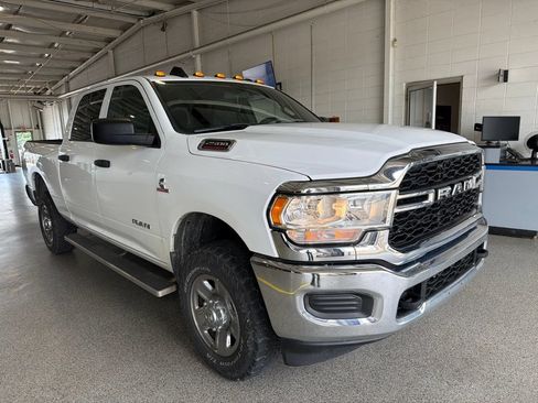 Used 2022 RAM 2500 Tradesman AWD/4WD image 2