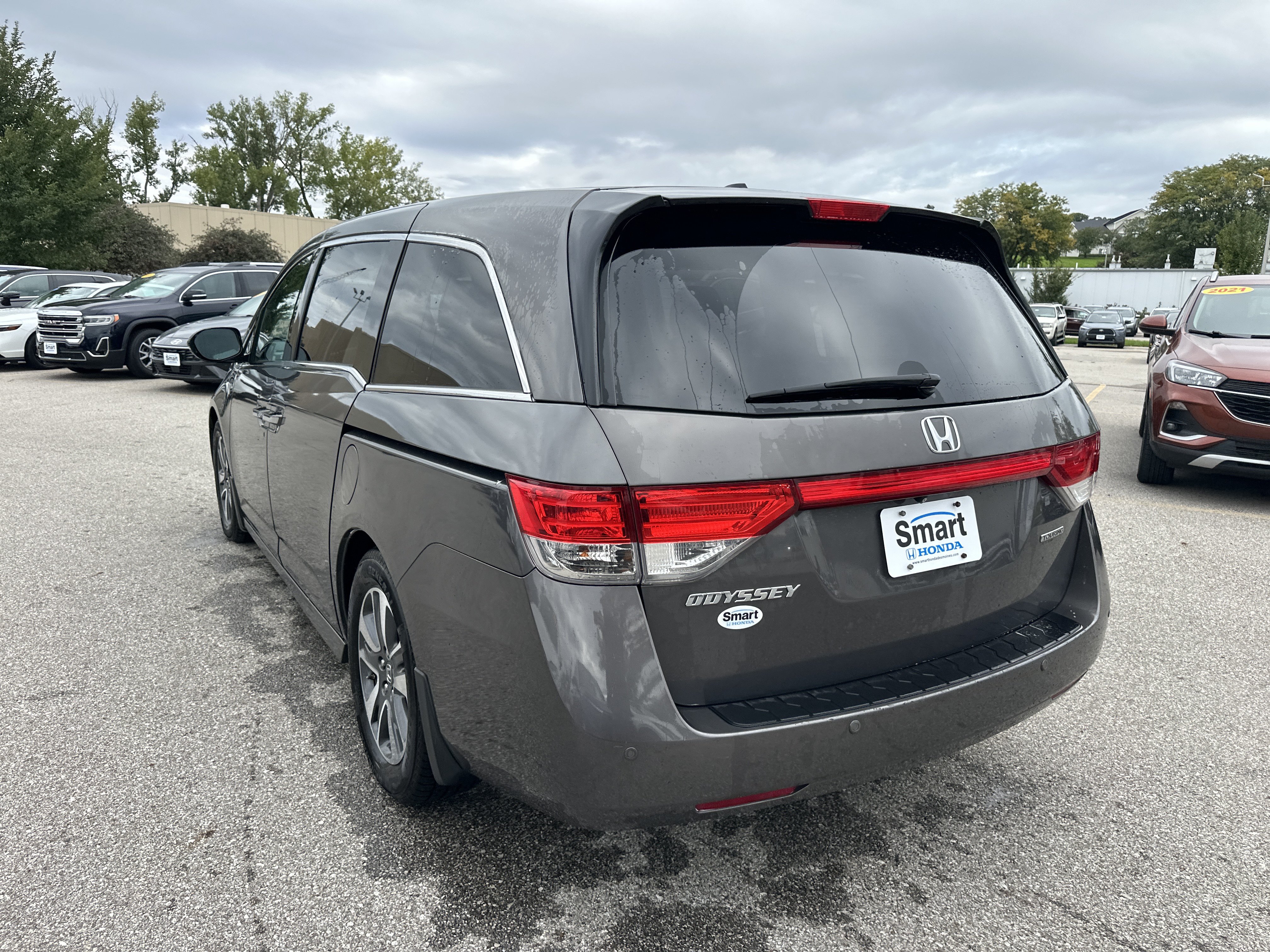Used 2014 Honda Odyssey Touring image 5
