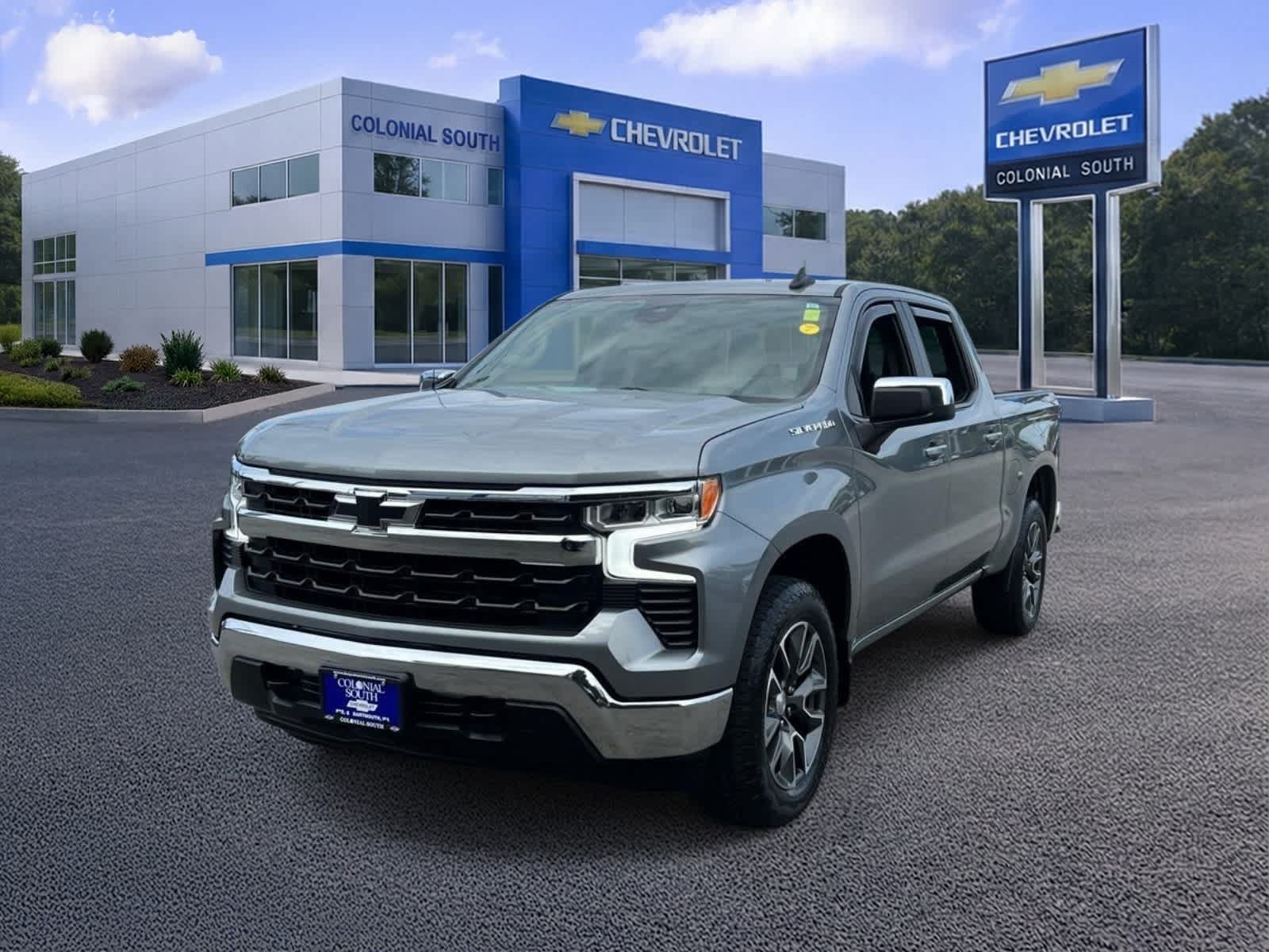 Certified 2023 Chevrolet Silverado 1500 LT AWD/4WD image 1