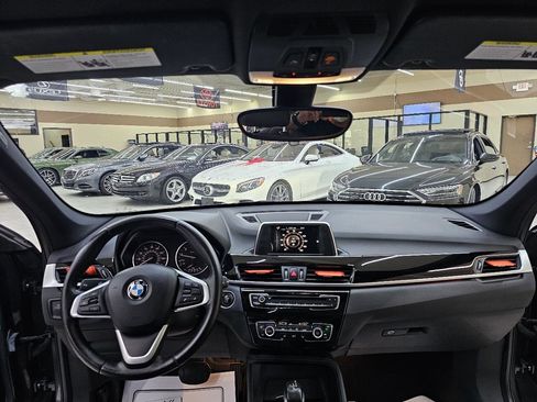 Used 2017 BMW X1 xDrive28i AWD/4WD image 27