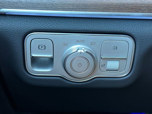 New 2026 Mercedes-Benz GLE 450 GLE 450 Coupe image 31