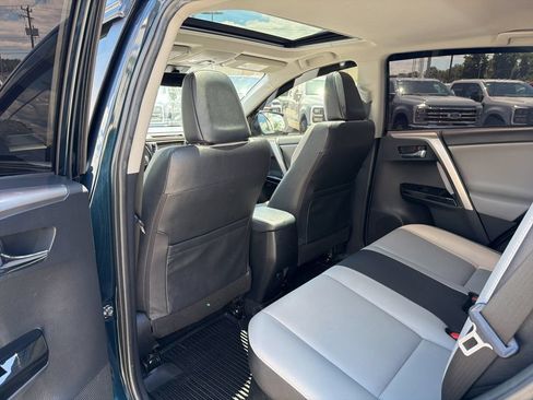 Used 2018 Toyota RAV4 Limited w/ Advanced Technology Package AWD/4WD image 13