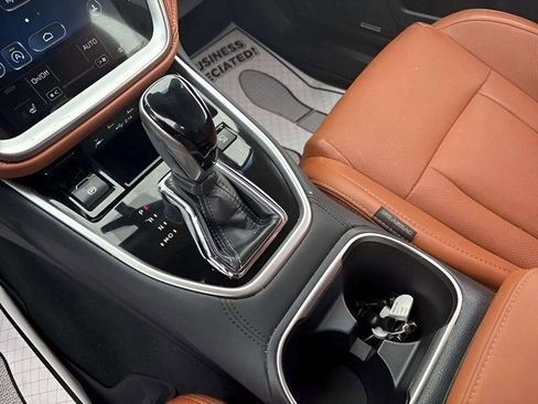 Used 2022 Subaru Legacy Touring XT image 9