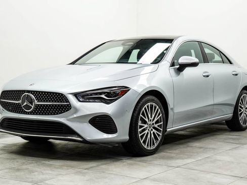 Used 2025 Mercedes-Benz CLA 250 image 7