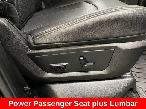 Used 2018 RAM 1500 Laramie AWD/4WD image 9