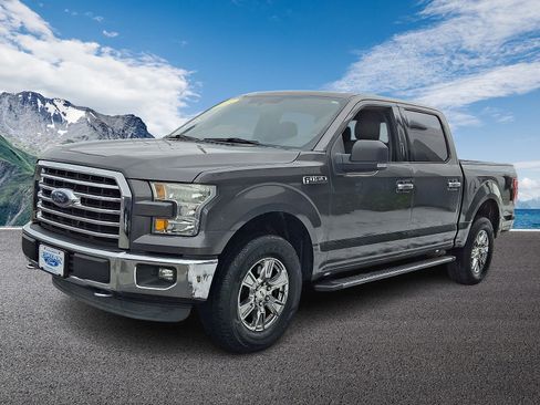 Used 2015 Ford F150 XLT w/ Equipment Group 302A Luxury image 3