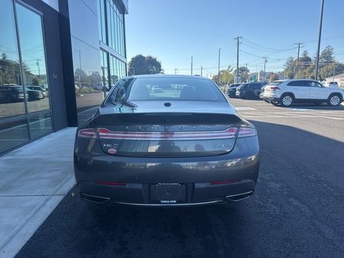 Used 2018 Lincoln MKZ Reserve w/ Climate Package image 4