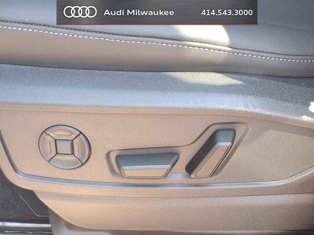 New 2026 Audi Q5 Premium Plus AWD/4WD image 5