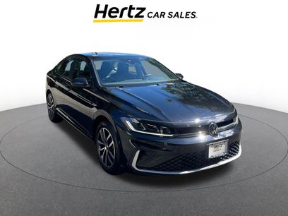Used 2025 Volkswagen Jetta SE