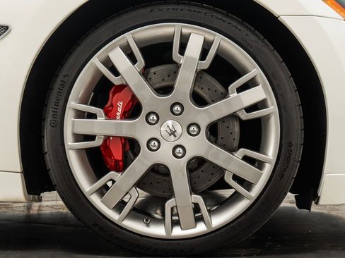 Used 2012 Maserati GranTurismo S image 38