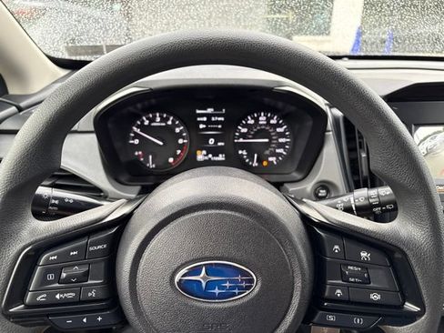 Used 2024 Subaru Crosstrek 2.0i AWD/4WD image 19