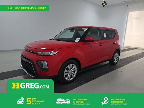 Used 2022 Kia Soul LX image 1