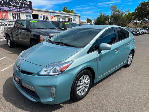 Used 2014 Toyota Prius Prime Plug-In Hybrid FWD image 22