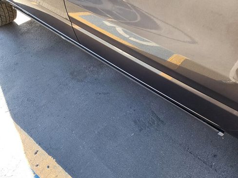 Used 2024 RAM 1500 Laramie image 12