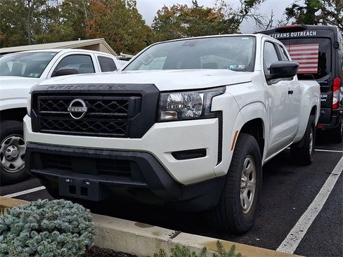 Used 2024 Nissan Frontier S w/ S Utility Package image 3