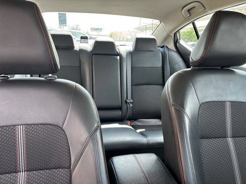 Used 2024 Nissan Altima 2.5 SR FWD image 52