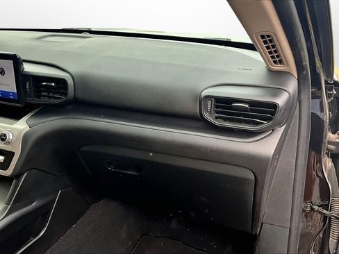 Used 2023 Ford Explorer 4WD image 22