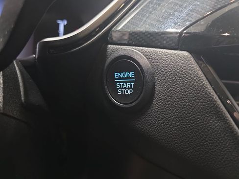 Used 2023 Ford Escape ST-Line FWD image 20