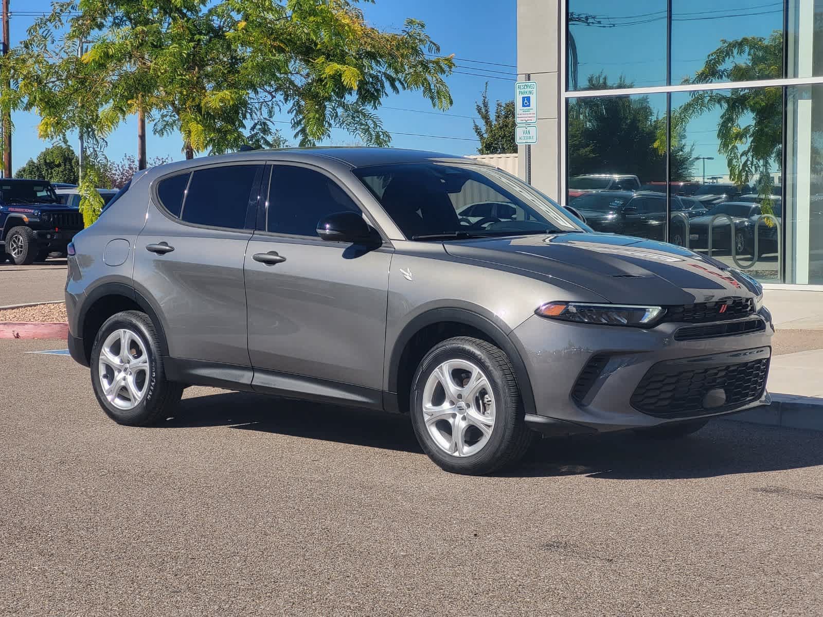 Used 2025 Dodge Hornet GT AWD/4WD image 3