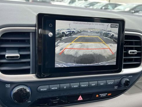 Certified 2023 Hyundai Venue Limited image 25