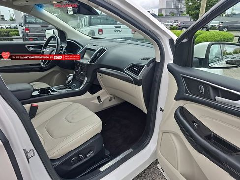Used 2015 Ford Edge Titanium w/ Equipment Group 302A FWD image 19