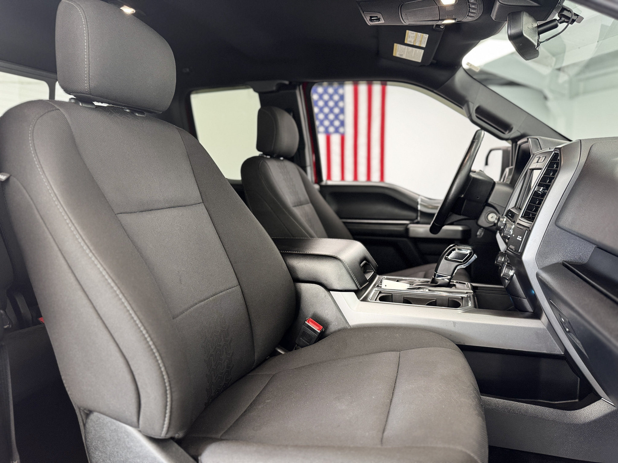 Used 2019 Ford F150 XLT w/ Equipment Group 302A Luxury AWD/4WD image 28