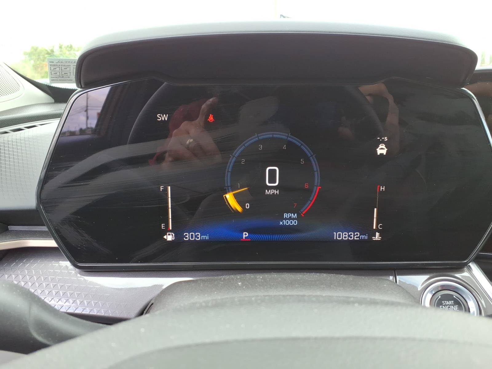 Used 2024 Chevrolet Trax ACTIV w/ Sunroof Package FWD image 29
