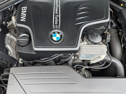 Used 2017 BMW 320i xDrive Sedan AWD/4WD image 34