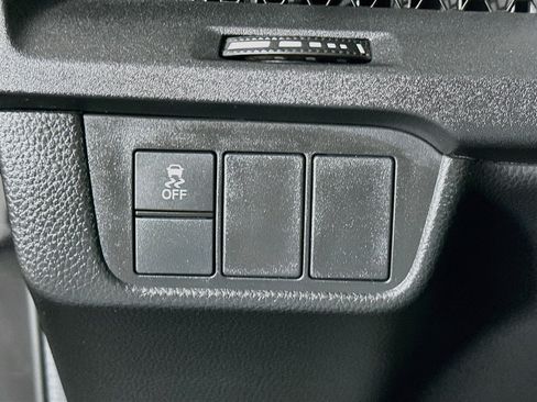 Used 2025 Honda CR-V EX image 17