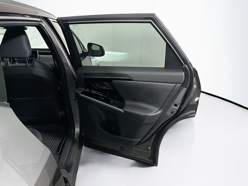 Used 2024 Toyota bZ4X FWD image 33