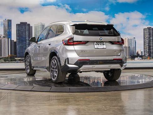 Certified 2025 BMW X1 xDrive28i AWD/4WD image 9