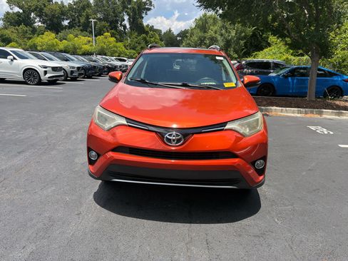 Used 2016 Toyota RAV4 XLE FWD image 5