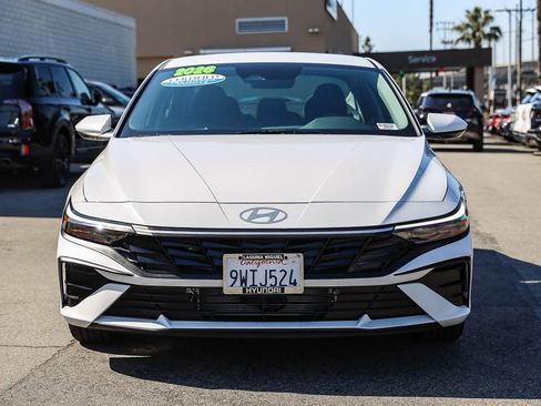 Used 2026 Hyundai Elantra Hybrid FWD image 2