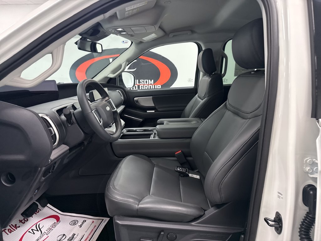 New 2026 Ford Expedition Active RWD image 10