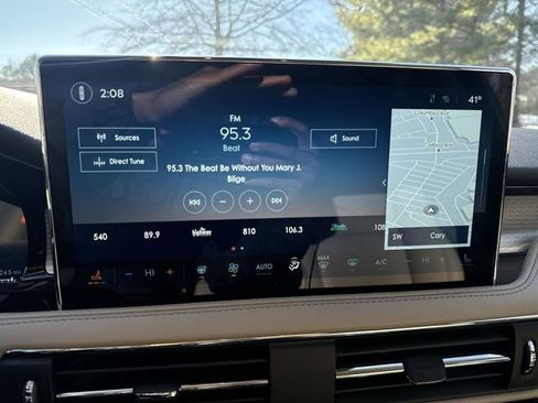 New 2026 Lincoln Corsair Premiere image 16