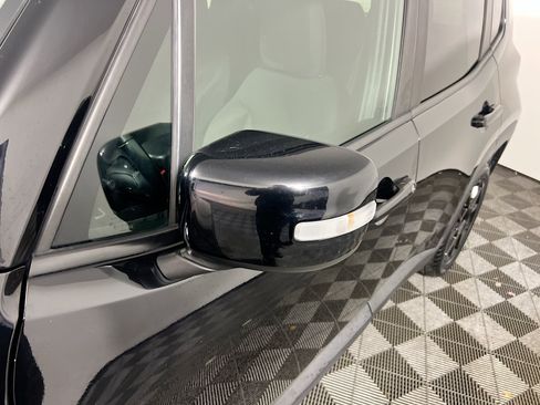 Used 2020 Jeep Renegade Altitude image 12