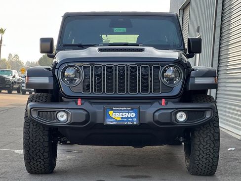 New 2026 Jeep Wrangler Unlimited Rubicon w/ Technology Group image 9