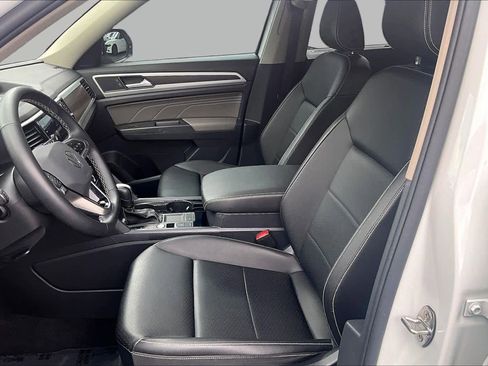 Used 2023 Volkswagen Atlas SE FWD image 9