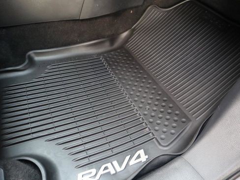 Used 2019 Toyota RAV4 LE w/ All Weather Liner Package image 38