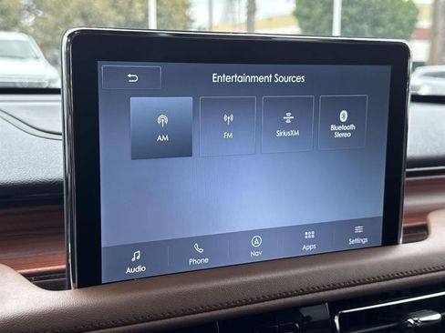 Used 2023 Lincoln Aviator Reserve w/ Equipment Group 201A image 17