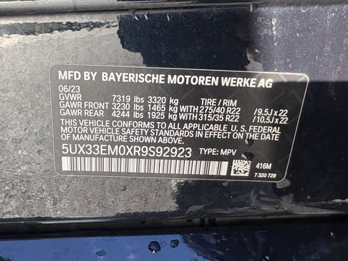 Used 2024 BMW X7 M60i w/ Executive Package image 34