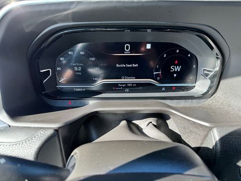Used 2023 GMC Yukon Denali RWD image 16