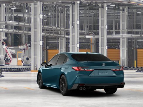 New 2026 Toyota Camry SE AWD/4WD image 6