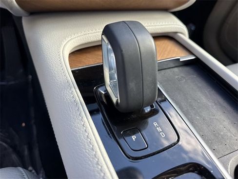 Used 2022 Volvo XC90 T8 Inscription Expression image 20