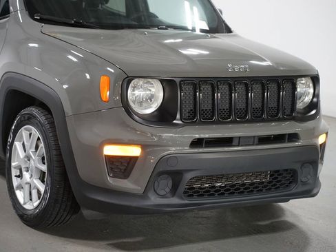 Used 2020 Jeep Renegade Sport w/ Sport Appearance Group image 4