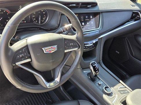Used 2024 Cadillac XT6 Luxury w/ LPO, Floor Liner Package image 15